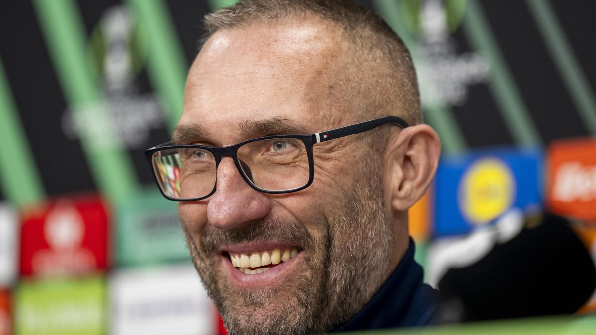 Sparta je favorit, tvrdí kouč Rakówa. Zaváhání by český fotbal hodně bolelo